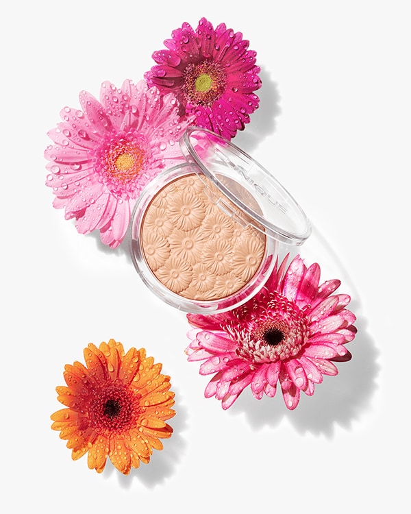 Powder Pop™ Flower Highlighter